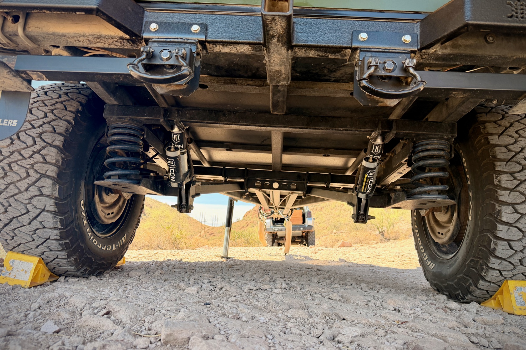 Undercarriage — Timbren axle-less suspension, both sides